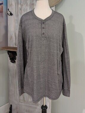 NWT Rugby University Men's Gray Long-Sleeve Henley Shirt